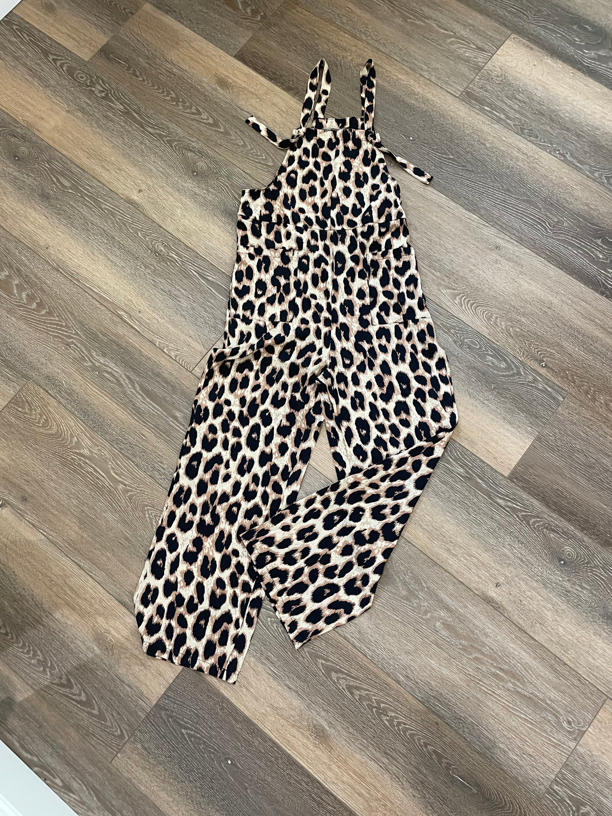 Leopard Print Wide Leg Jumpsuit Bib Overalls Tie Strap Pockets Size Small
