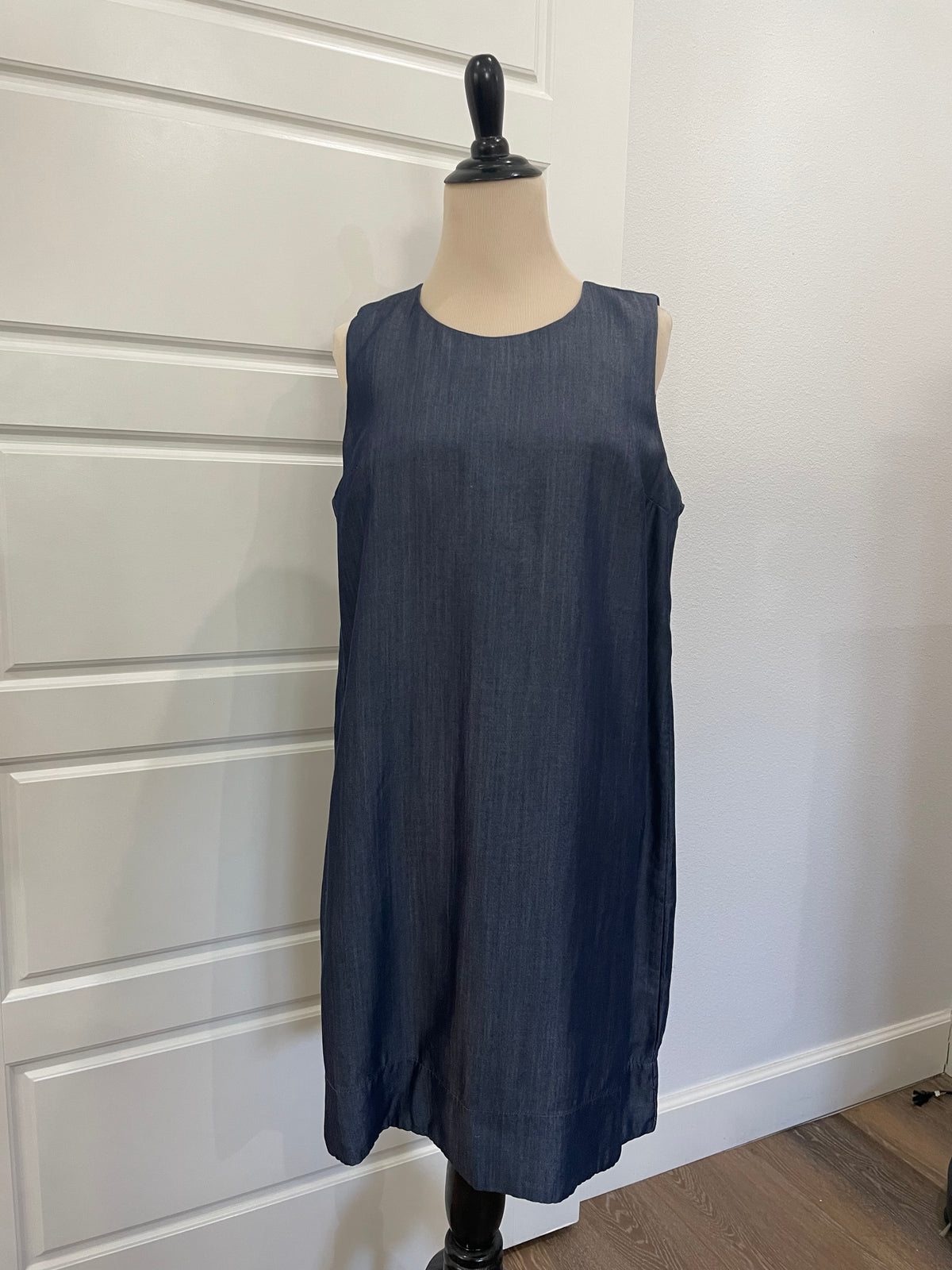 GAP Sleeveless Denim Shift Mini Dress - Dark Wash - Women’s Size Large