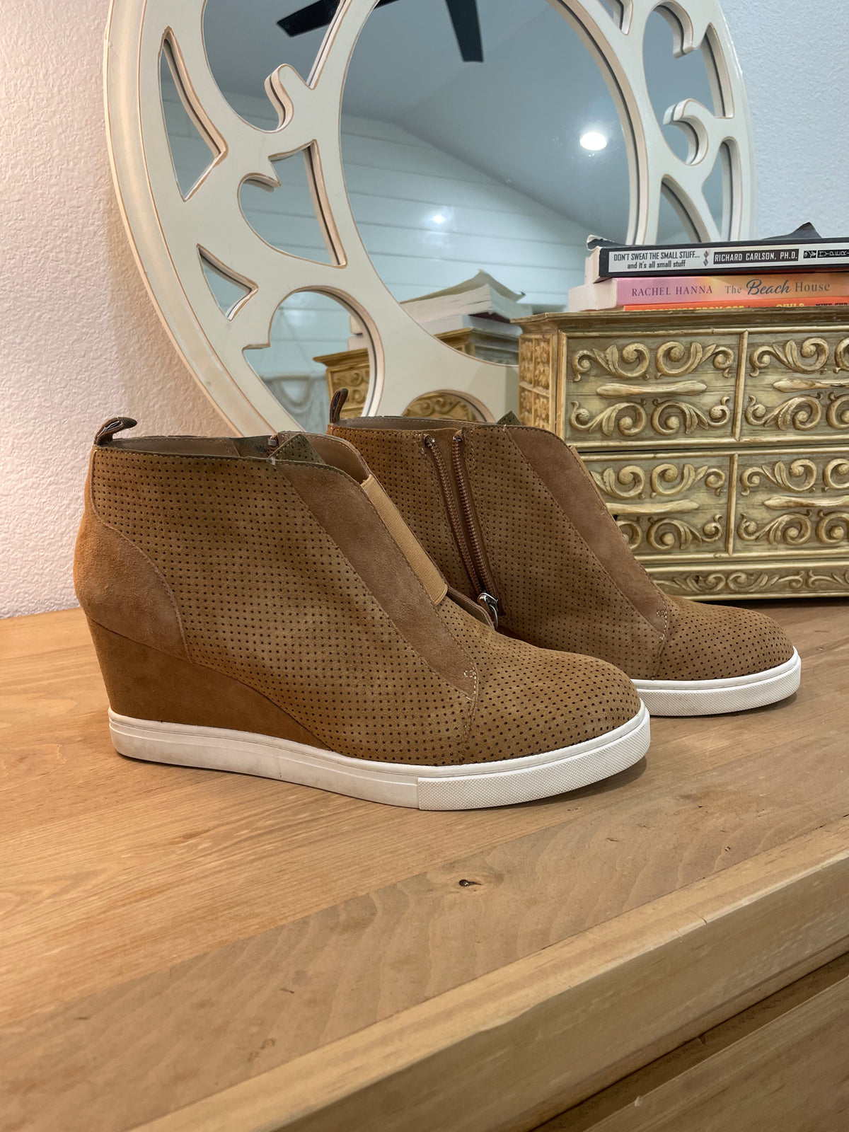 Linea Paolo Felicia Perforated Suede Wedge Sneakers – Tan/Toffee – Size 8.5